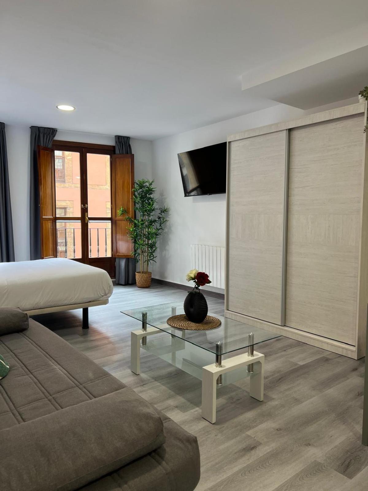 אוביידו Rosal Central Studios מראה חיצוני תמונה